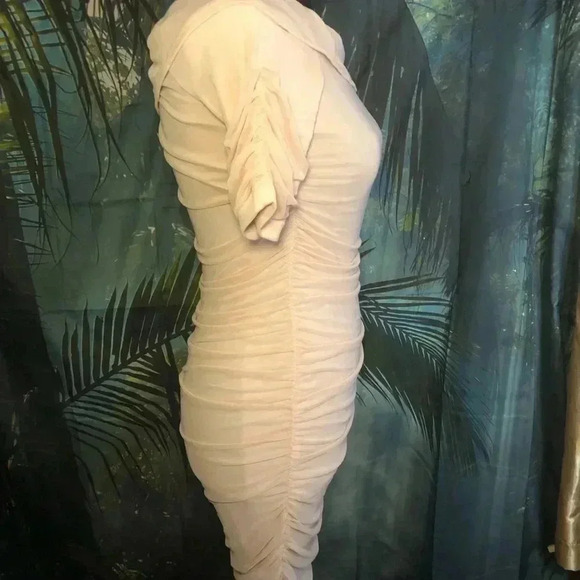 Pale Pink Off the Shoulder Bodycon Dress - Picture 16 of 16